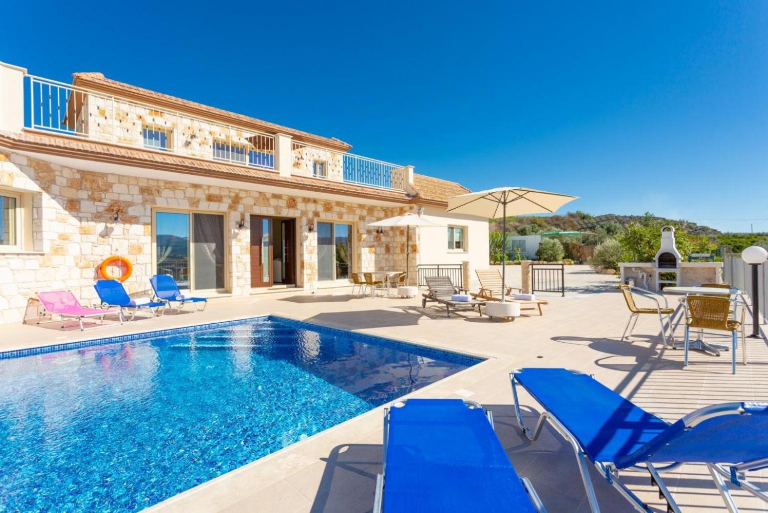 Villa Christel Lachi Ngoại thất bức ảnh